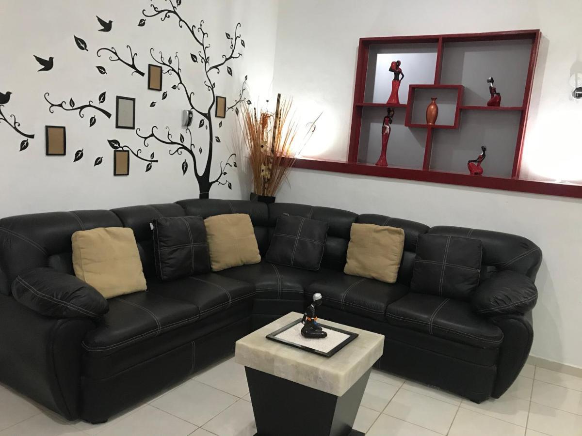 Casa Lili 2: Luxurious/Amplio/Hot Water/Economic/Wifi/Tv Appartement Valladolid  Buitenkant foto