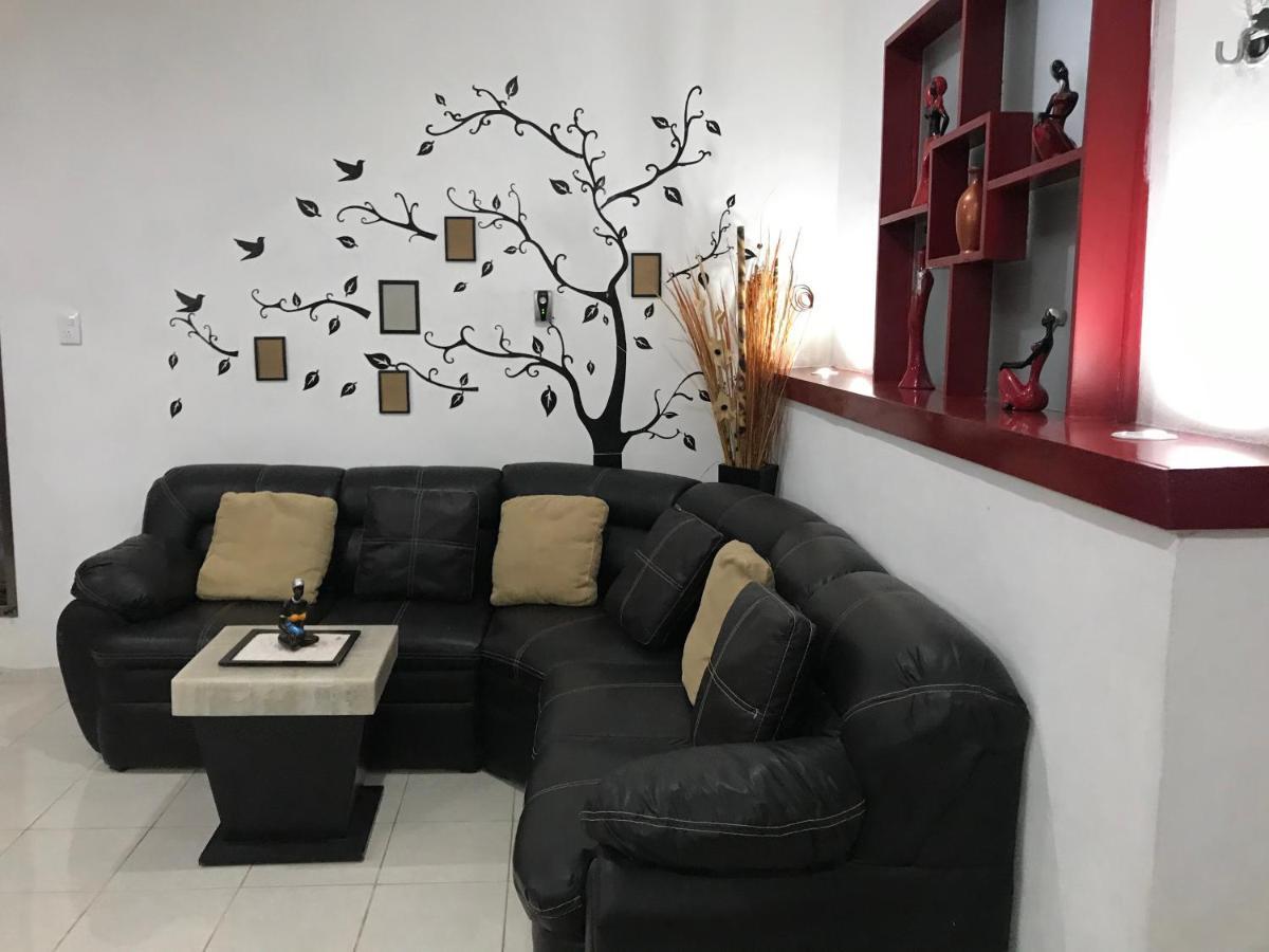 Casa Lili 2: Luxurious/Amplio/Hot Water/Economic/Wifi/Tv Appartement Valladolid  Buitenkant foto