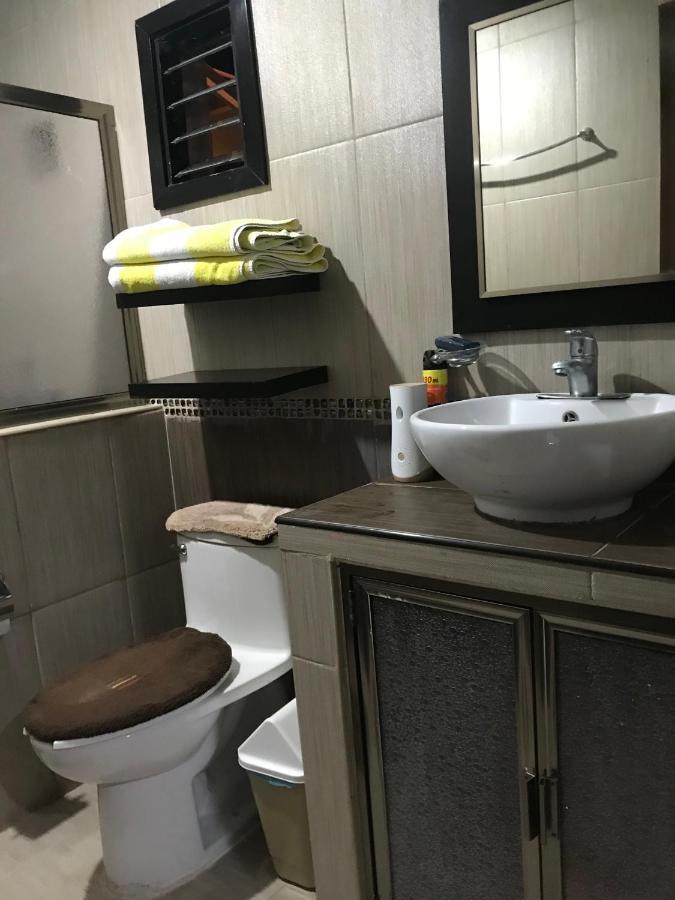 Casa Lili 2: Luxurious/Amplio/Hot Water/Economic/Wifi/Tv Appartement Valladolid  Buitenkant foto