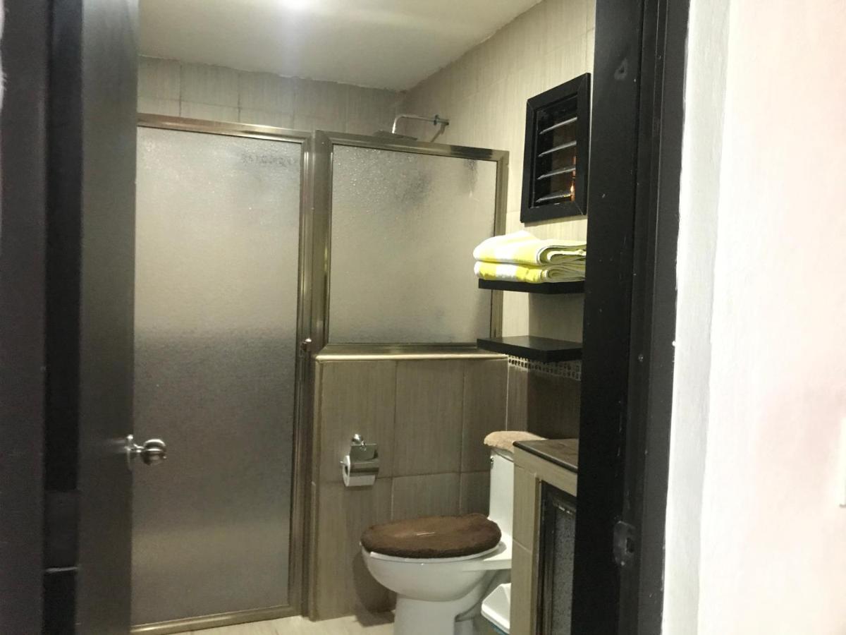 Casa Lili 2: Luxurious/Amplio/Hot Water/Economic/Wifi/Tv Appartement Valladolid  Buitenkant foto