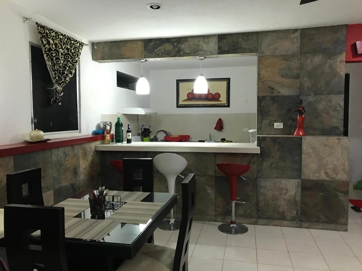 Casa Lili 2: Luxurious/Amplio/Hot Water/Economic/Wifi/Tv Appartement Valladolid  Buitenkant foto