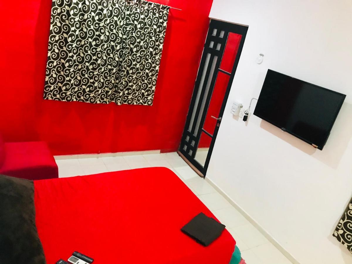Casa Lili 2: Luxurious/Amplio/Hot Water/Economic/Wifi/Tv Appartement Valladolid  Buitenkant foto
