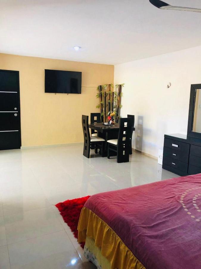Casa Lili 2: Luxurious/Amplio/Hot Water/Economic/Wifi/Tv Appartement Valladolid  Buitenkant foto