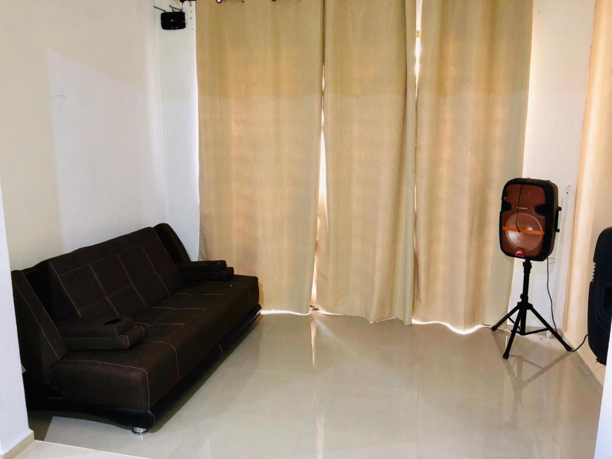Casa Lili 2: Luxurious/Amplio/Hot Water/Economic/Wifi/Tv Appartement Valladolid  Buitenkant foto